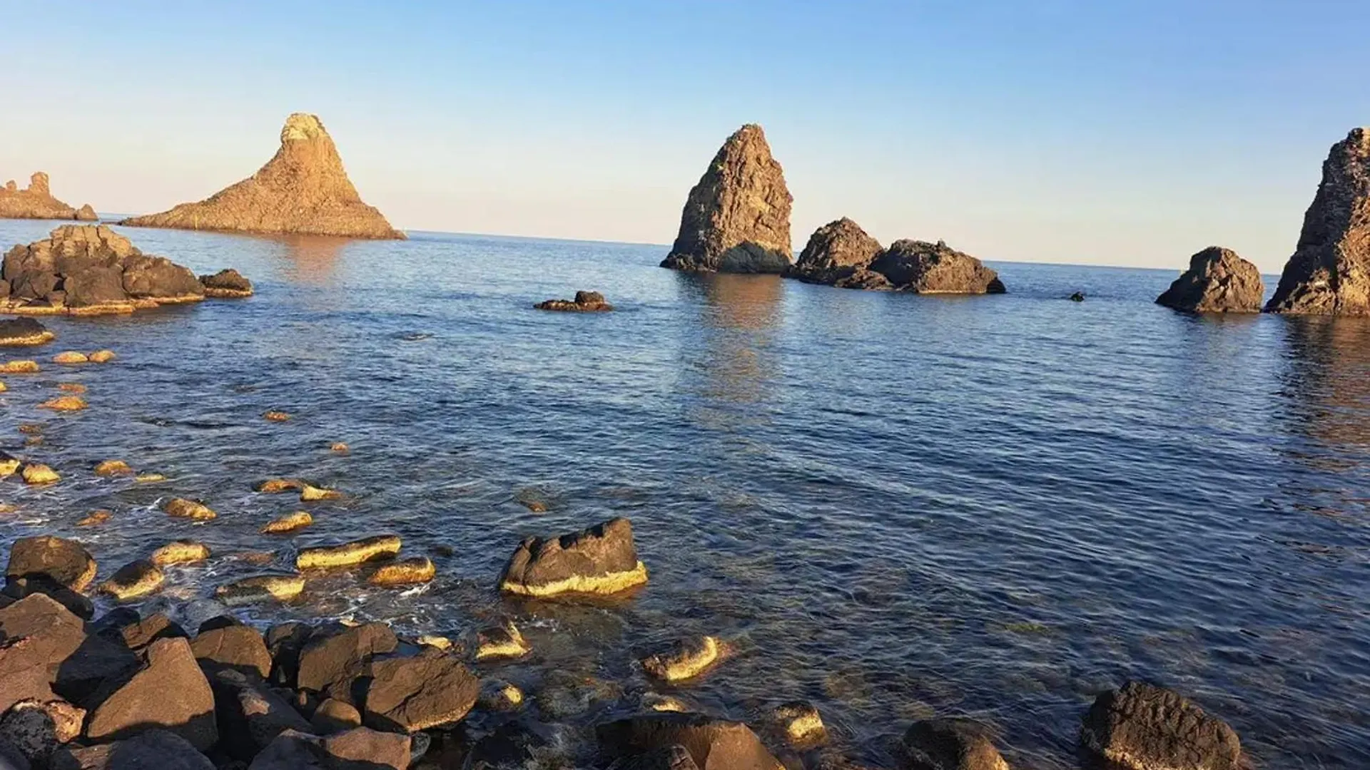 Seaside Apartment In Aci Trezza Aci Castello